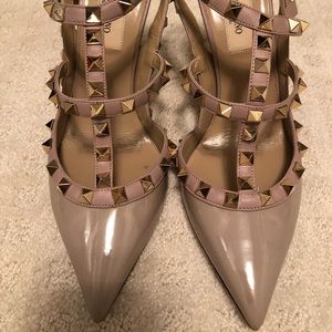 Valentinos rockstuds